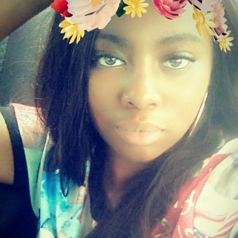 Meet your Posher, Arianna